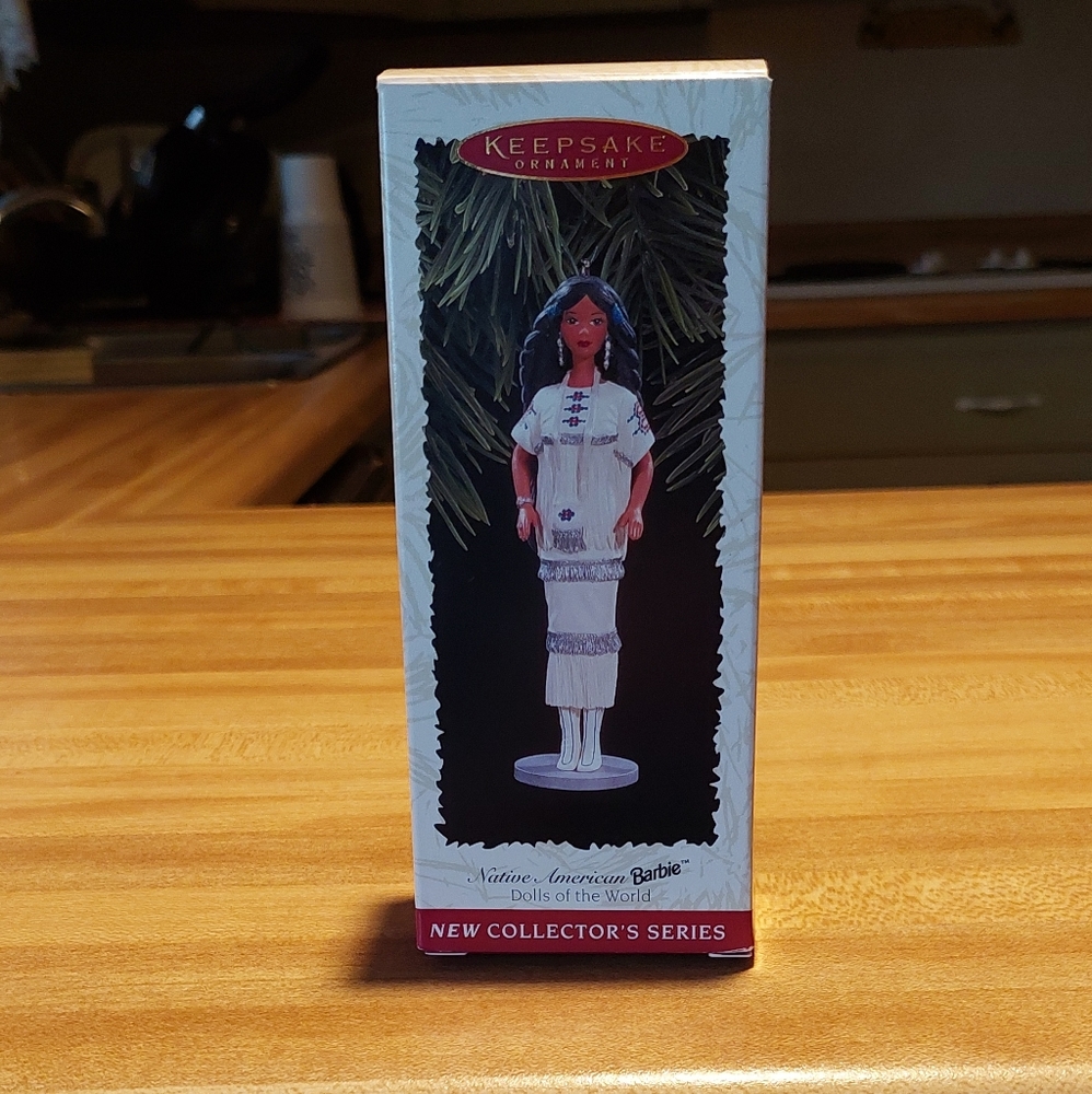 Hallmark Keepsake Ornament New Collectors Series  .Dolls of the World